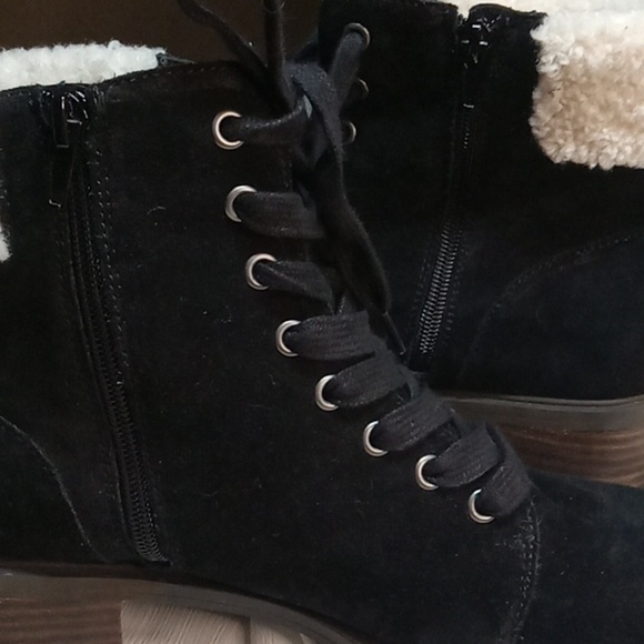 Lucky brand black boots zipper size 10.5 - Picture 7 of 9
